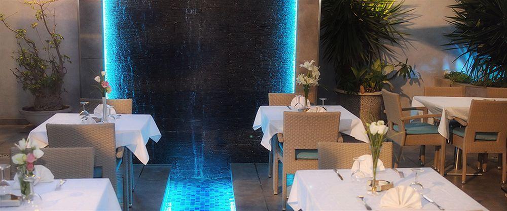 Hotel & Restaurant Farid Дакар Экстерьер фото