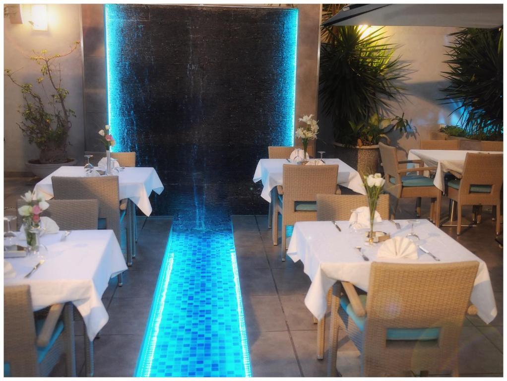 Hotel & Restaurant Farid Дакар Экстерьер фото
